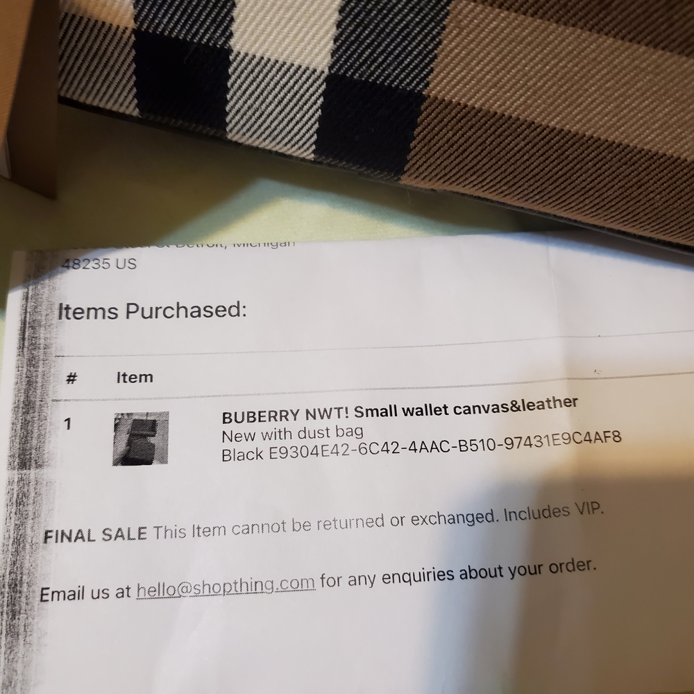 Burberry Small Zip Around Wallet in Vintage Check and Black - Picture 4 of 5